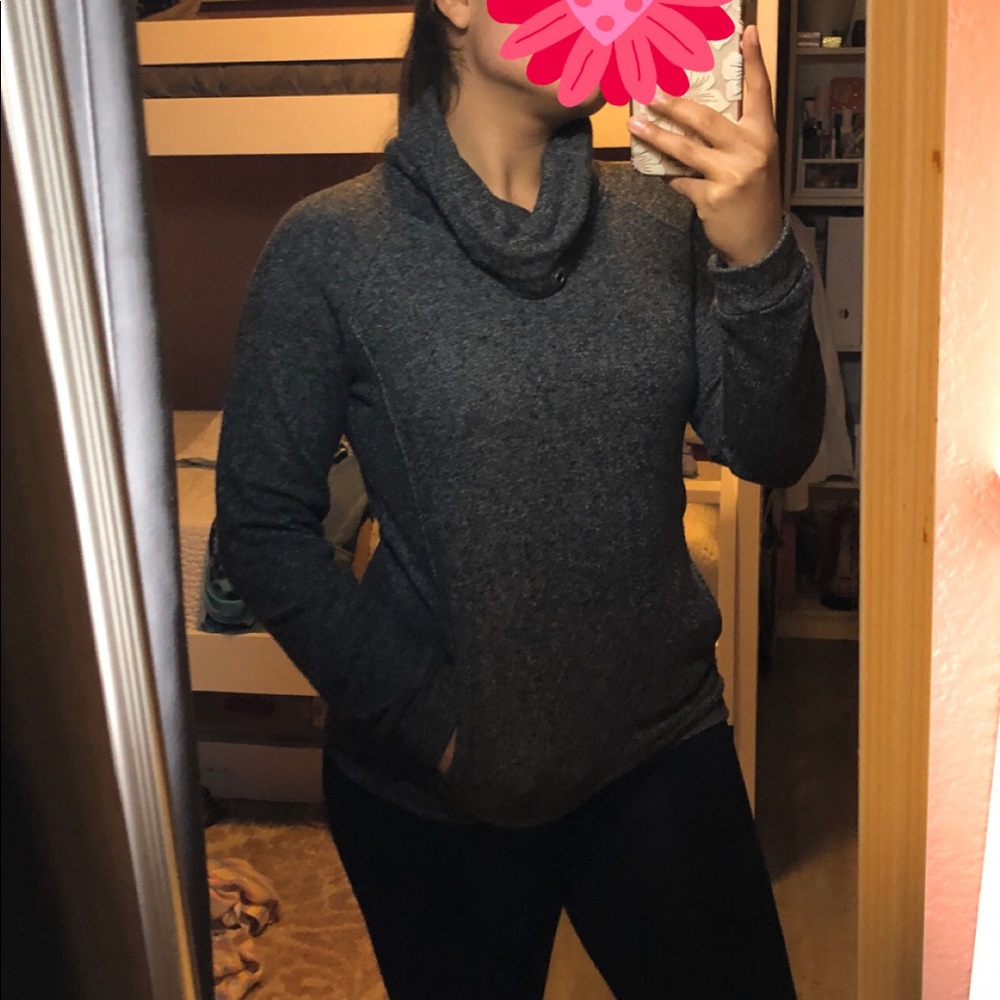Turtle neck sweater